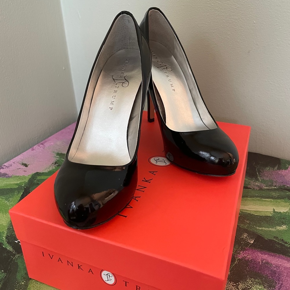 Black patent pumps